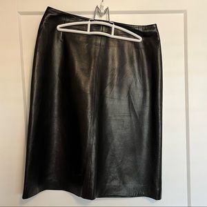 100% Leather Black Pencil Skirt - Sz 40 - Made in France
